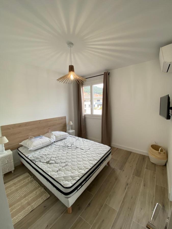 Ajaccio Magnifique T2 37M2 Centre Ville Vue Mer Au Bord De La Plage Neuf 4 Couchages Balcon Parking Prive Ferme Clim Wifi Экстерьер фото