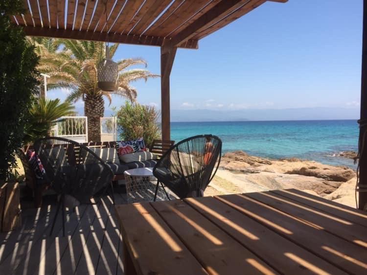 Ajaccio Magnifique T2 37M2 Centre Ville Vue Mer Au Bord De La Plage Neuf 4 Couchages Balcon Parking Prive Ferme Clim Wifi Экстерьер фото