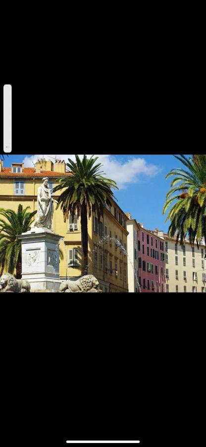 Ajaccio Magnifique T2 37M2 Centre Ville Vue Mer Au Bord De La Plage Neuf 4 Couchages Balcon Parking Prive Ferme Clim Wifi Экстерьер фото